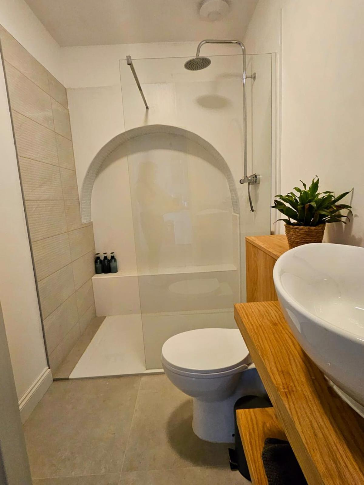 Seaview 2 Bedroom Apartment Литлхемптон Экстерьер фото